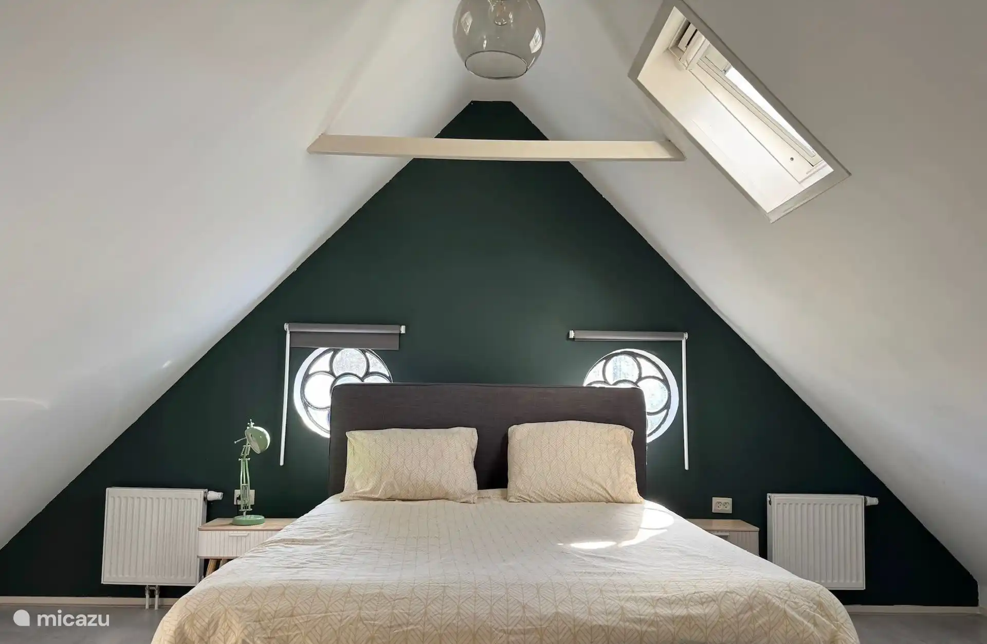 Hinteres Schlafzimmer