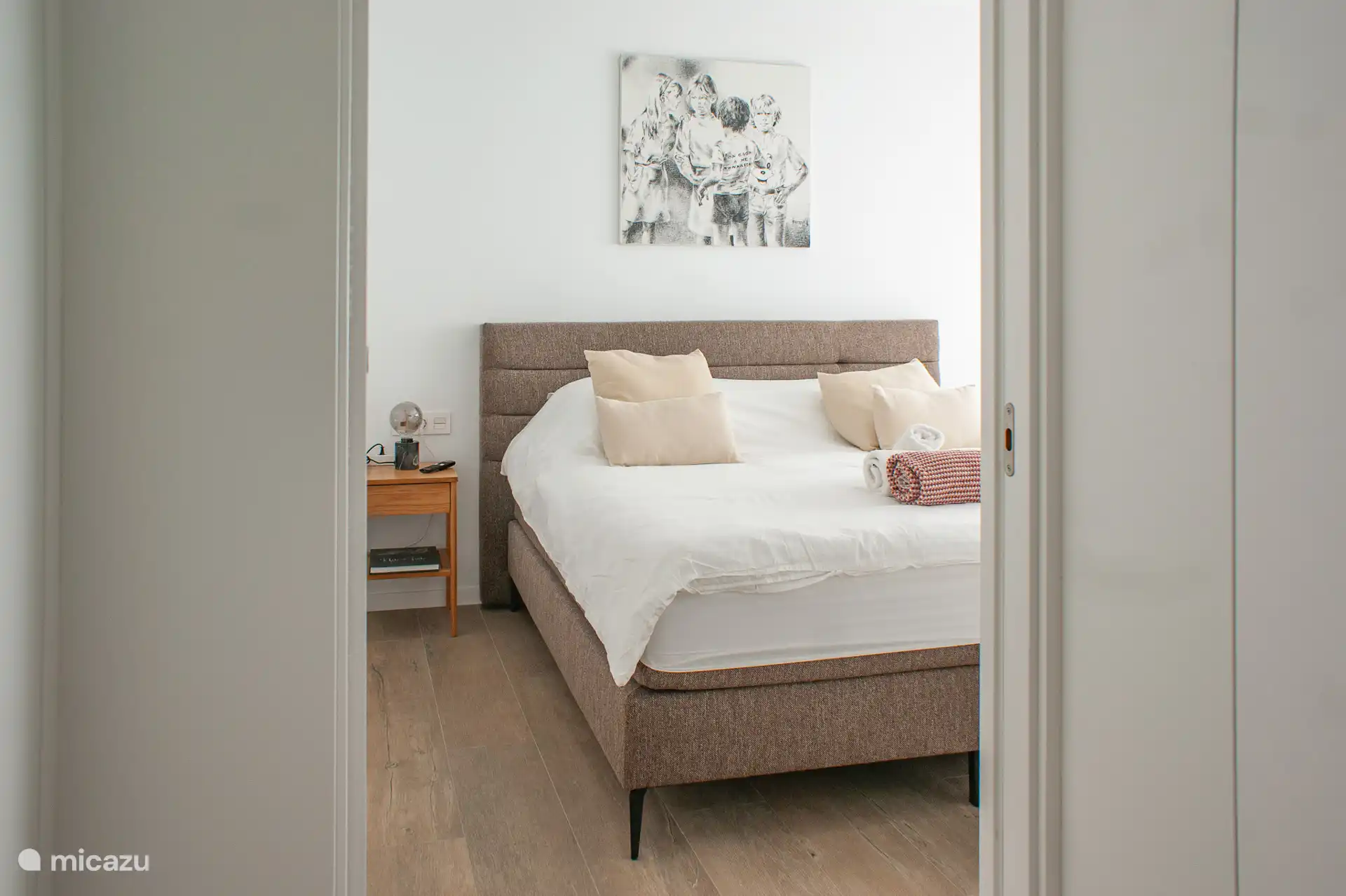 In der Hauptvilla befinden sich vier Schlafzimmer und drei Badezimmer