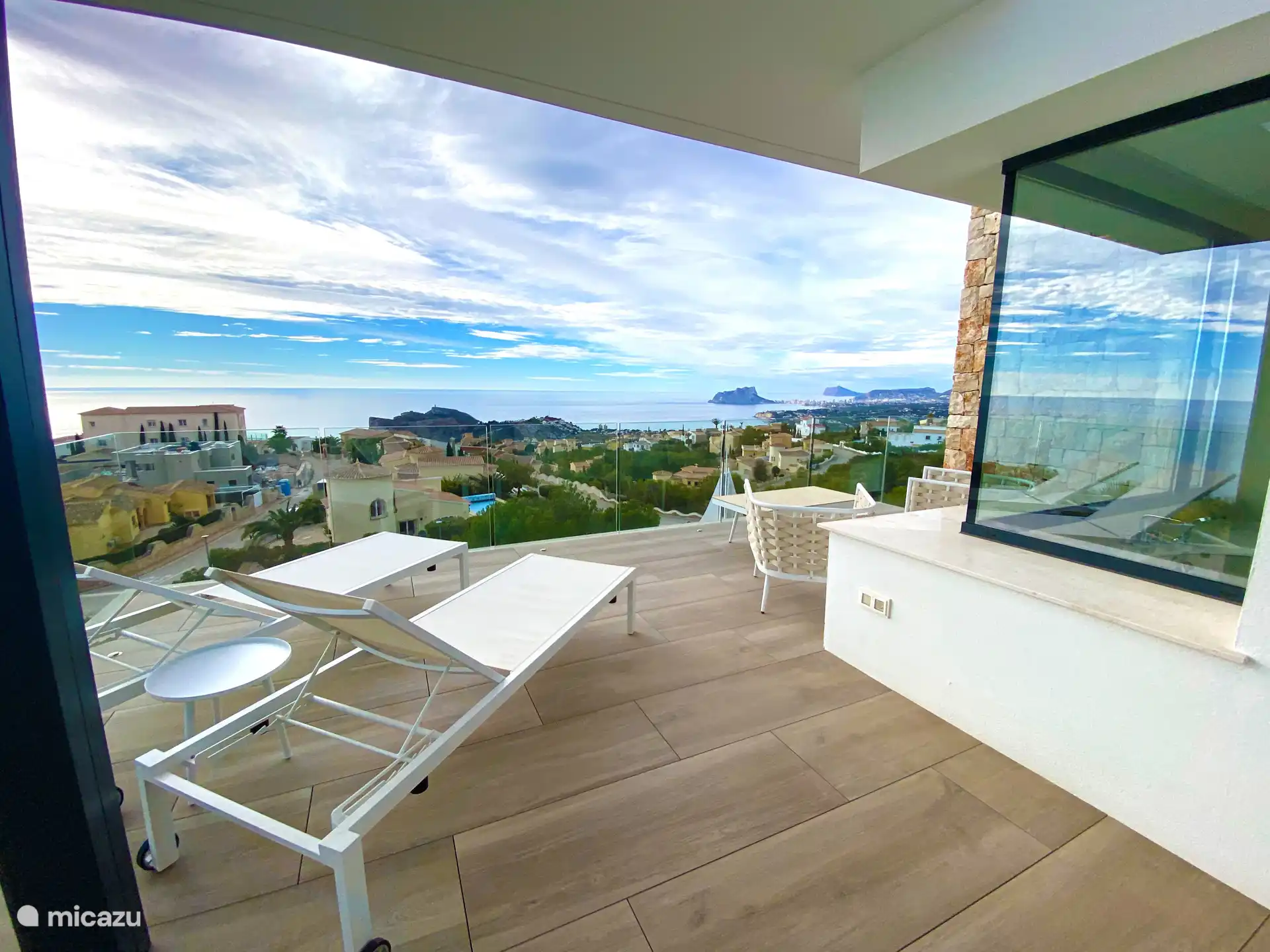 Vista y terraza Suite Marten