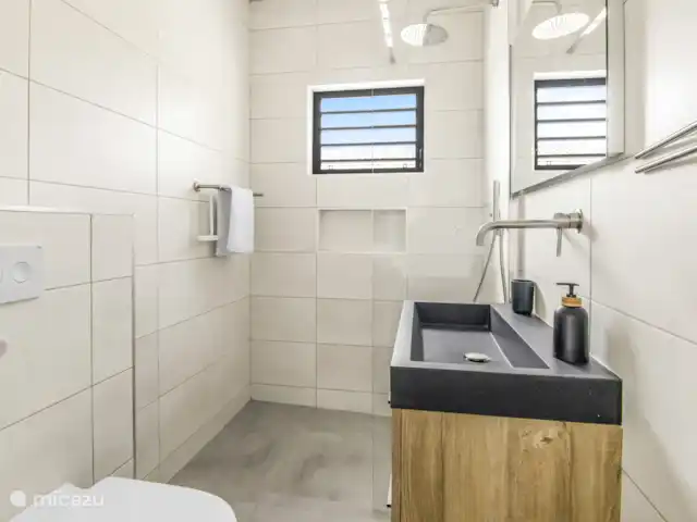 Casa Bon Bida huren in Curaçao, Banda Ariba (oost), Mambo Beach - villa Badkamer 2