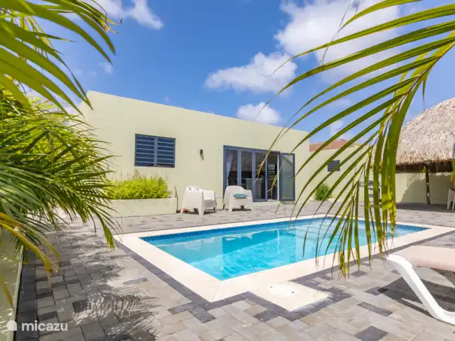 Casa Bon Bida huren in Curaçao, Banda Ariba (oost), Mambo Beach - villa Tuin met zwembad