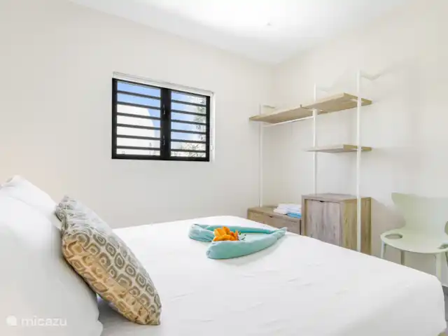 Mar de Luz en Curazao, Banda Arriba (este), Mambo Beach - villa Dormitorio 2