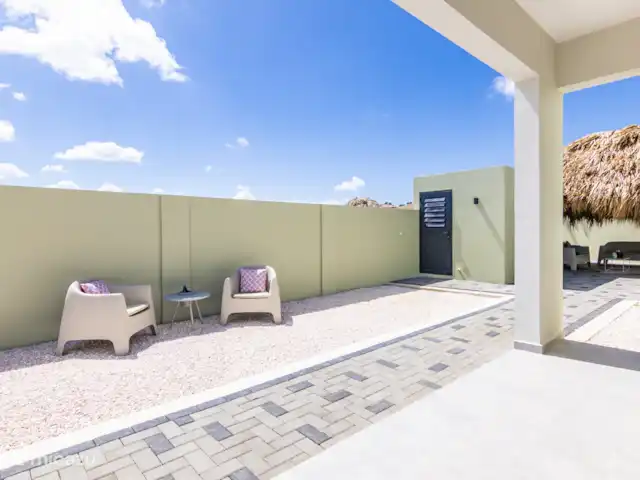 Mar de Luz en Curazao, Banda Arriba (este), Mambo Beach - villa Jardín