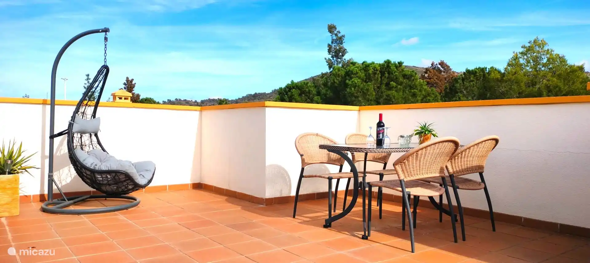 Un petit aperçu de la belle terrasse sur le toit. 