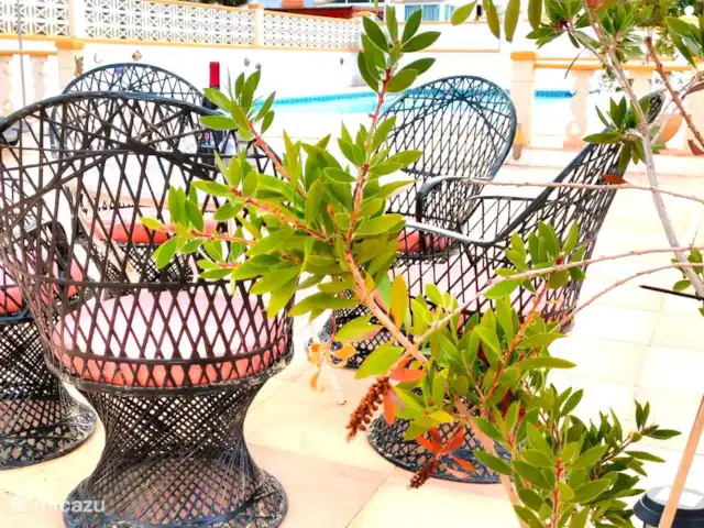 Location de Vacances Espagne, Costa Blanca, Hondón de las Nieves, maison de vacances - La Joya de Hondon Ici, vous êtes sympa et proche de la piscine et du gîte. Idéal pour manger à l’extérieur.