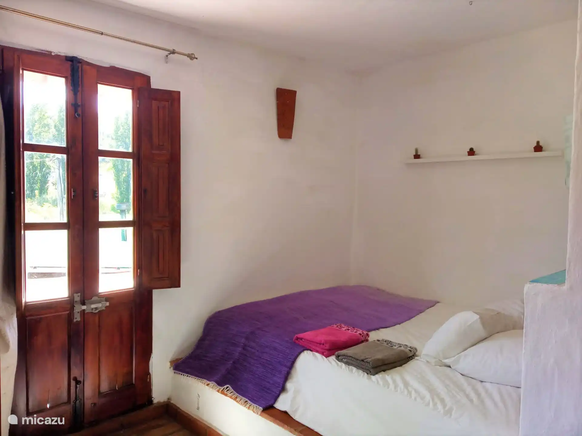 Lit plateforme confortable