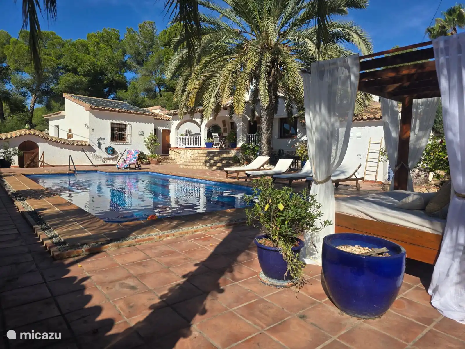 De heerlijke tuin van Casa Mañana