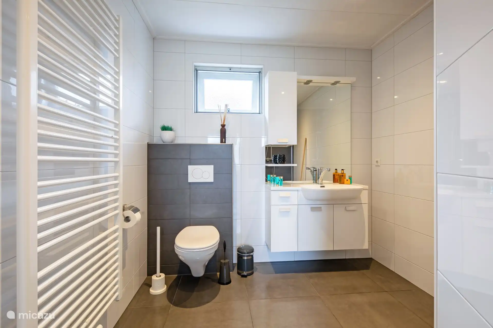 Badezimmer im Erdgeschoss