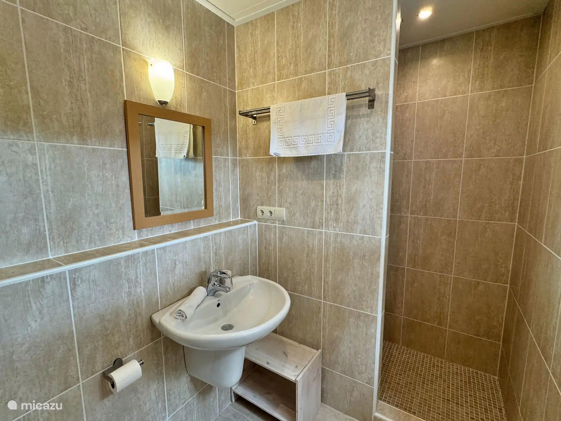 Badezimmer - Schlafzimmer 3