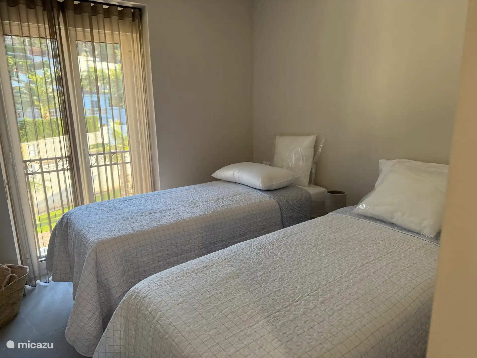 Chambre à l’avant avec lit 2 x 1 personne (sommier tapissier)