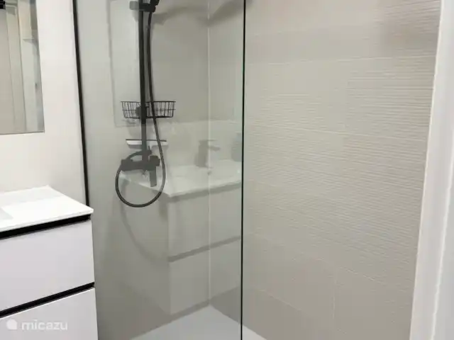 Picobello Vista II | Espagne, Costa Blanca, Dénia - appartement La douche à l’italienne dans la salle de bain