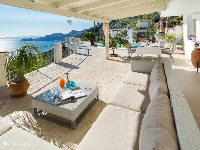 Villa Fragola en Italia, Sicilia, Letojanni - villa Villa Fragola