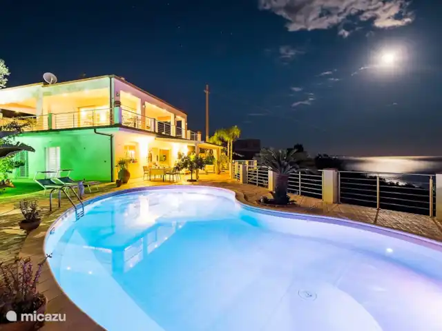 Villa Fragola en Italia, Sicilia, Letojanni - villa Villa Fragola