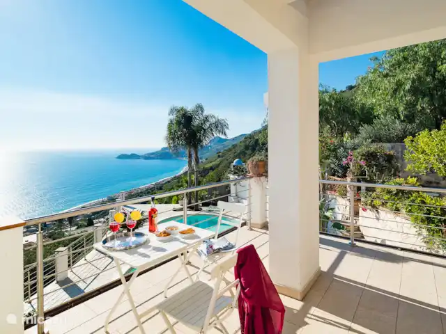Villa Fragola en Italia, Sicilia, Letojanni - villa Villa Fragola
