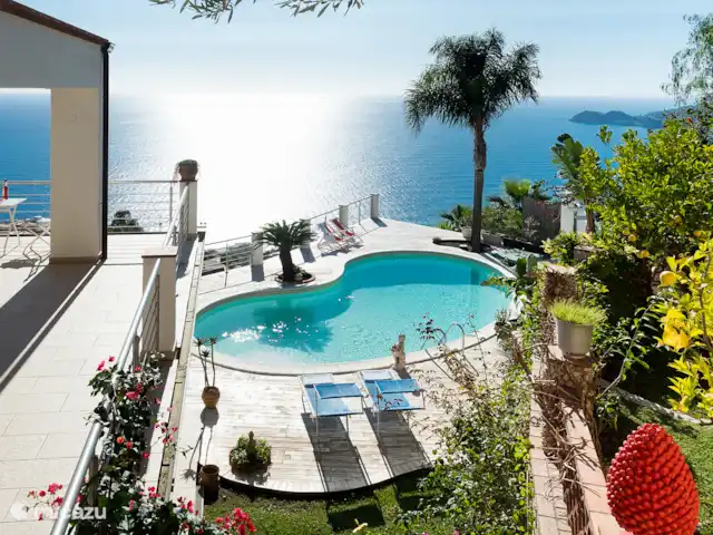 Villa Fragola en Italia, Sicilia, Letojanni - villa Villa Fragola