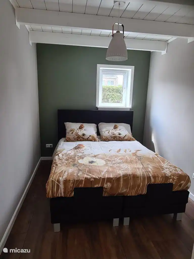 Chambre avec lit double