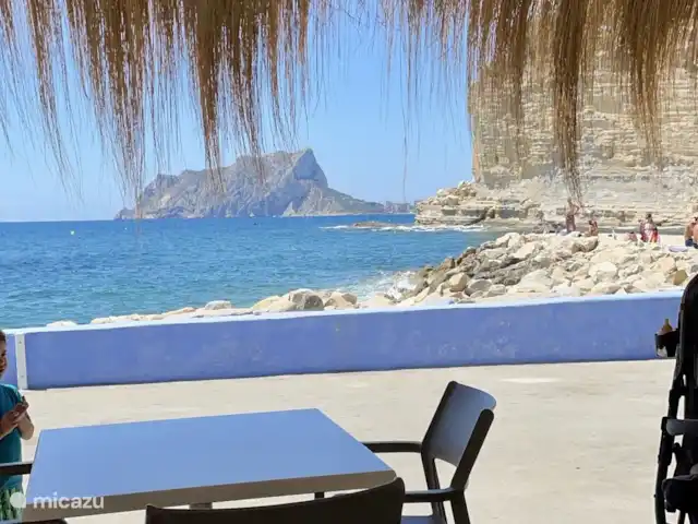 Villa Benissa Blanca | Espagne, Costa Blanca, Benissa - villa Et en 20 minutes environ, vous pouvez marcher jusqu’à la baie de Caleta de l’Advocat avec une belle terrasse pendant les mois d’été pour manger et boire quelque chose.