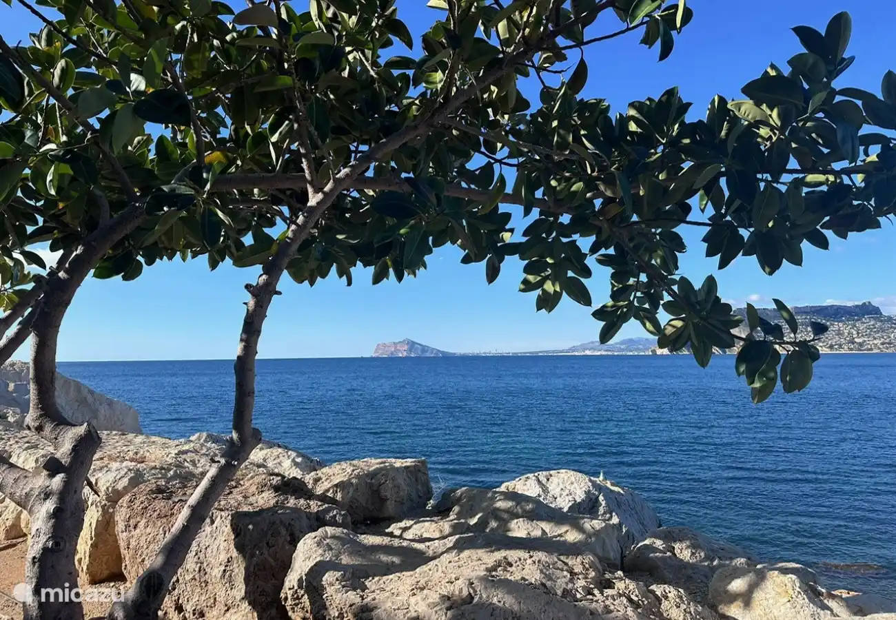 Puedes ir andando hasta el mar en unos 15 minutos.