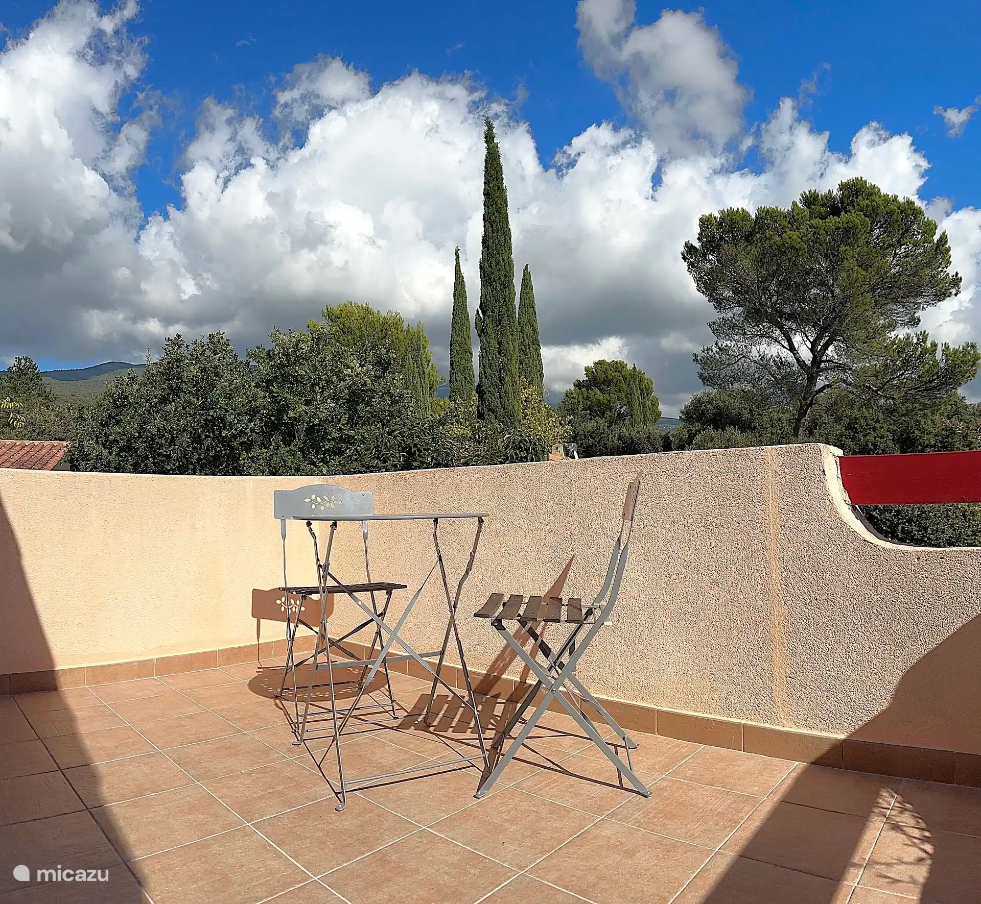Solarium (windgeschützt) mit Ausblick auf den Mont Ventoux
