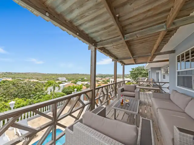 Hilltop Breeze Villa  en Curazao, Curazao Centro, Bottelier - villa Balcón con vistas