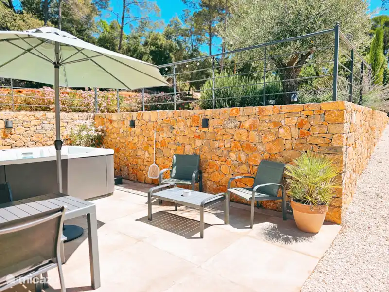 Casa rural con jacuzzi privado en Francia, Var, Entrecasteaux - Casa rural / Cabaña Casa rural con jacuzzi privado en Francia, Var, Entrecasteaux - Casa rural / Cabaña