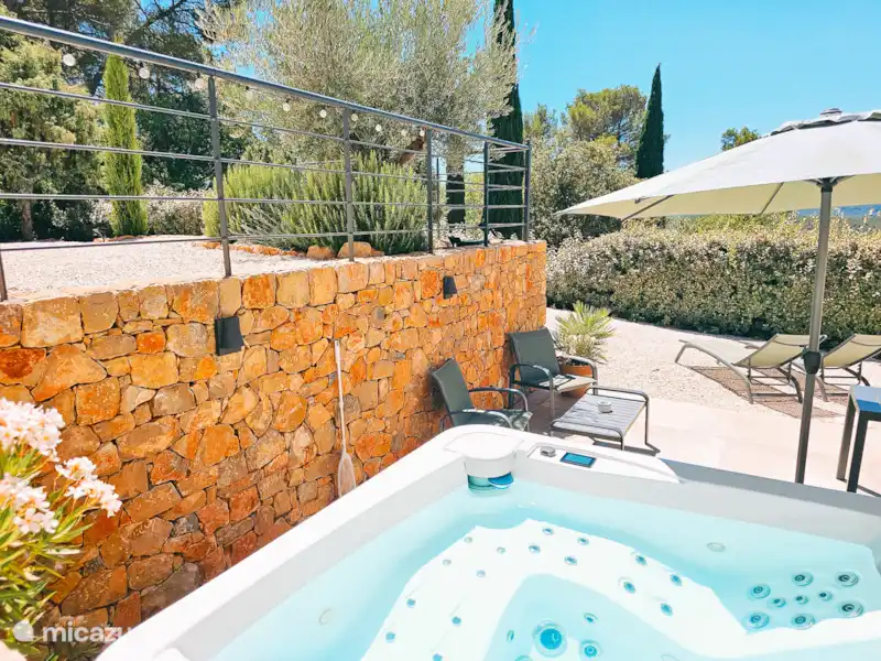 Casa rural con jacuzzi privado en Francia, Var, Entrecasteaux - Casa rural / Cabaña Casa rural con jacuzzi privado en Francia, Var, Entrecasteaux - Casa rural / Cabaña