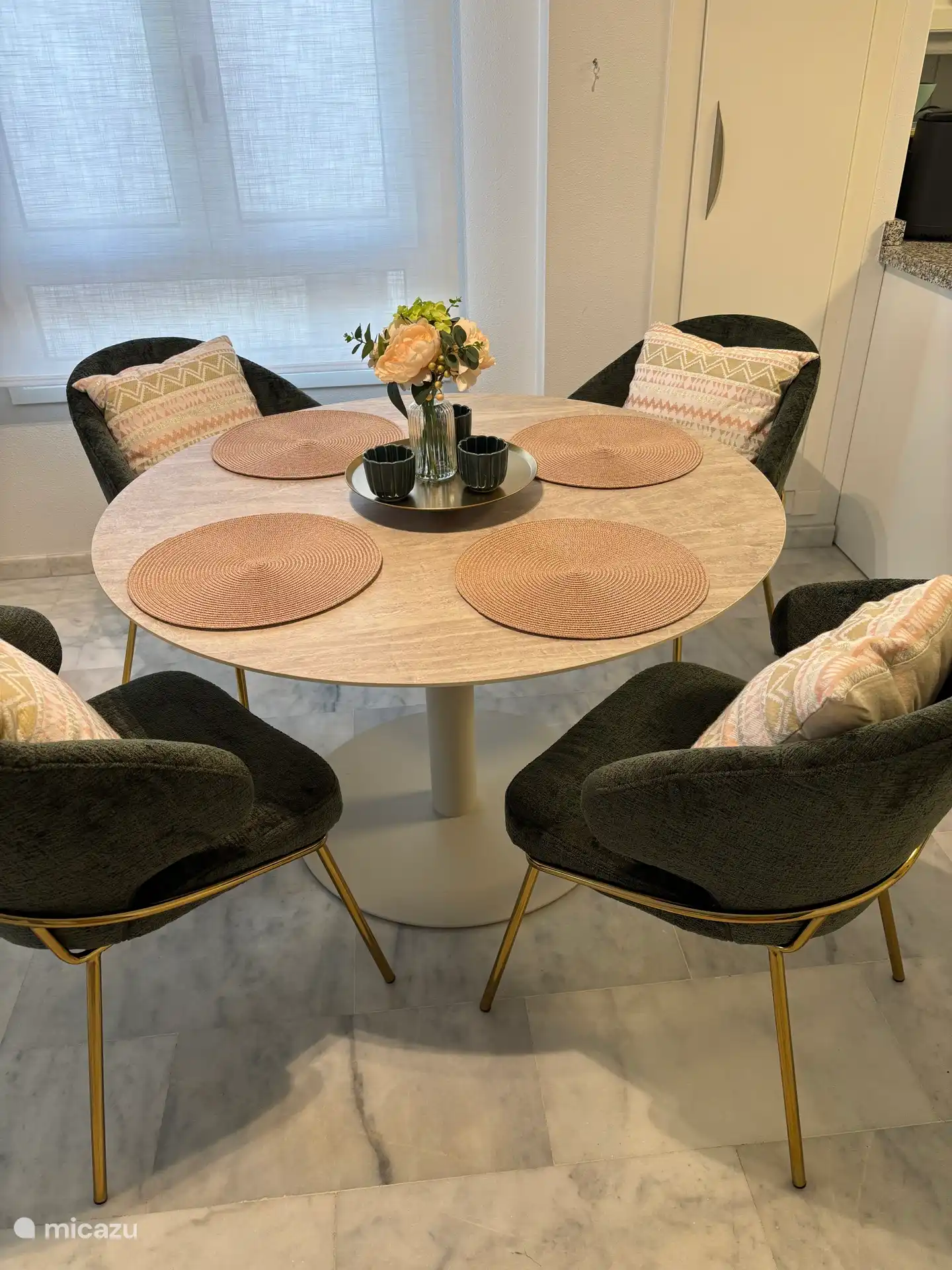 Stoelen die in de wintermaanden worden gebruikt