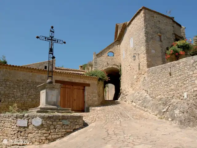 Location de Vacances France, Gard, La Roque-sur-Cèze, cabane en bois / lodge - Ma Petite Cabane  la Roque sur ceze