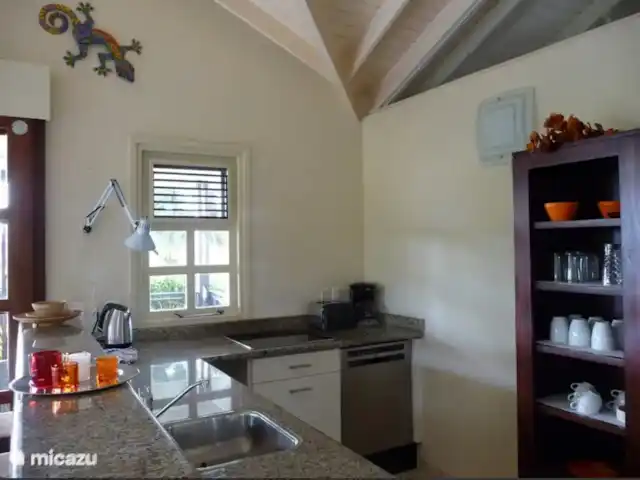 villa huren in Curaçao, Curacao-Midden, Blue Bay – Blue Bay Beach Villa@Pool Complete open keuken