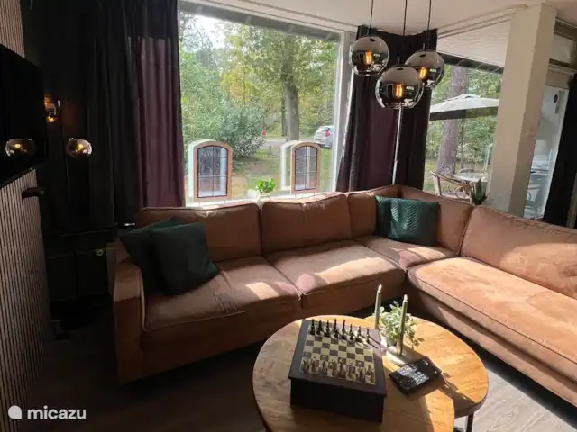 Vosseven 35, Barge à queue noire | Pays-Bas, Limbourg, Stramproy - bungalow Joli canapé pour une soirée cinéma