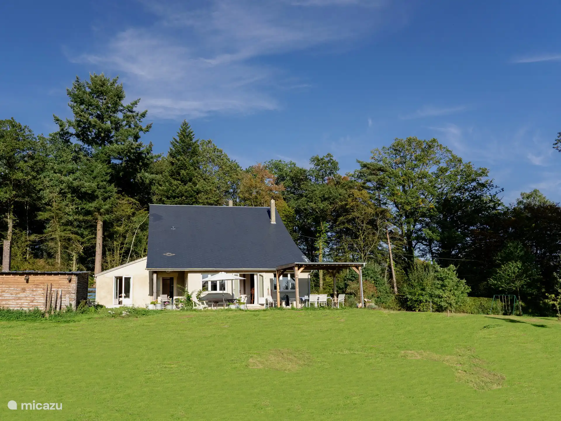 The Forest House  in France, Aisne, Watigny - Holiday house