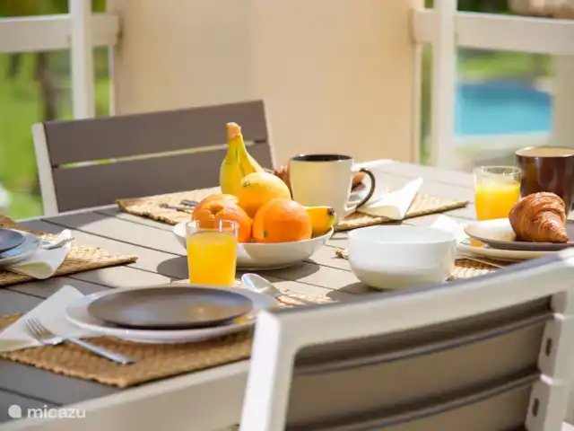 Location de Vacances Espagne, Costa Blanca, Alicante, appartement - Cinco Soles-Spacious Beach Apartment Balcon ensoleillé