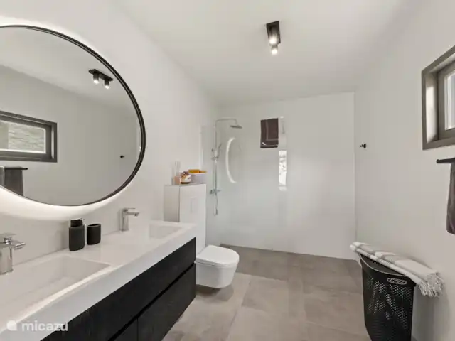Jazmyn 30 | Curaçao, Curaçao-Centre, Willemstad - villa Salle de bain de la chambre principale