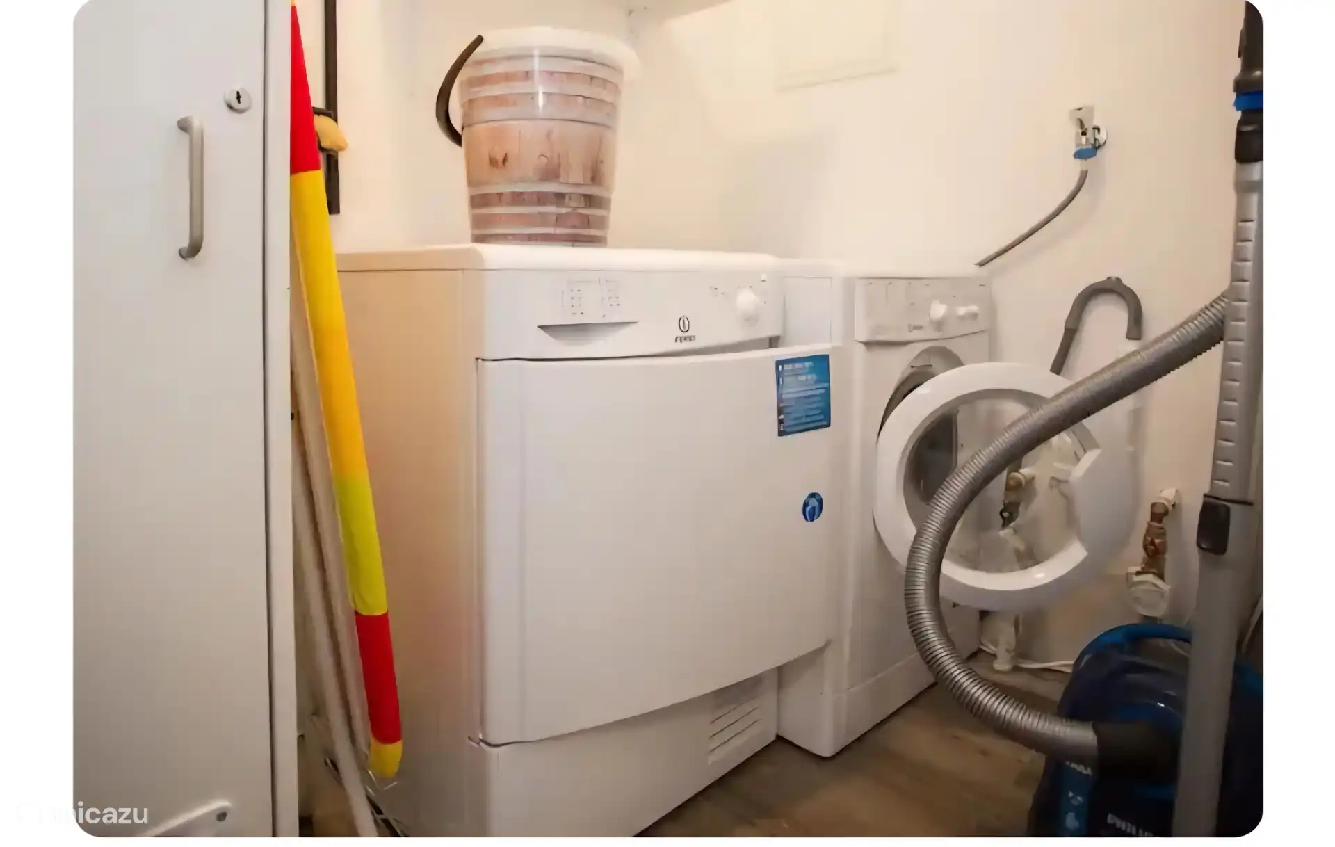 Waschmaschine und Trockner 