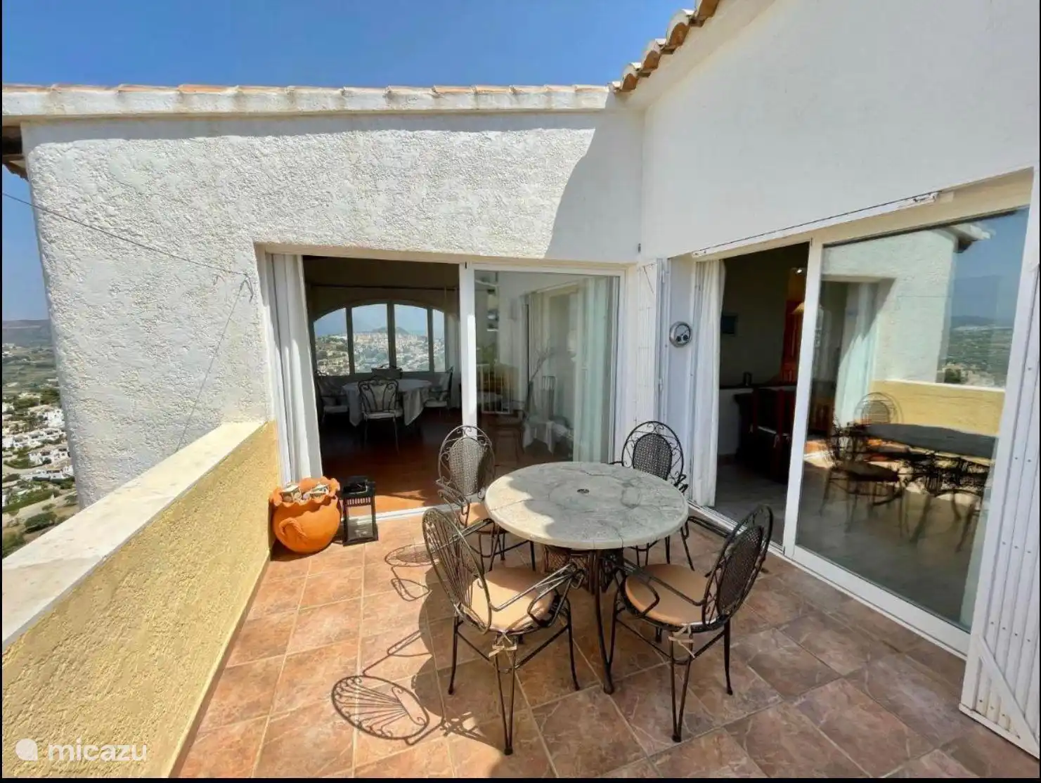 Terrasse zum Wohnzimmer