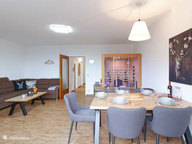 Location de Vacances Allemagne, Sauerland, Winterberg, appartement - Appartement Montagne Magie Sauna Biker Park Ski Salon-salle à manger