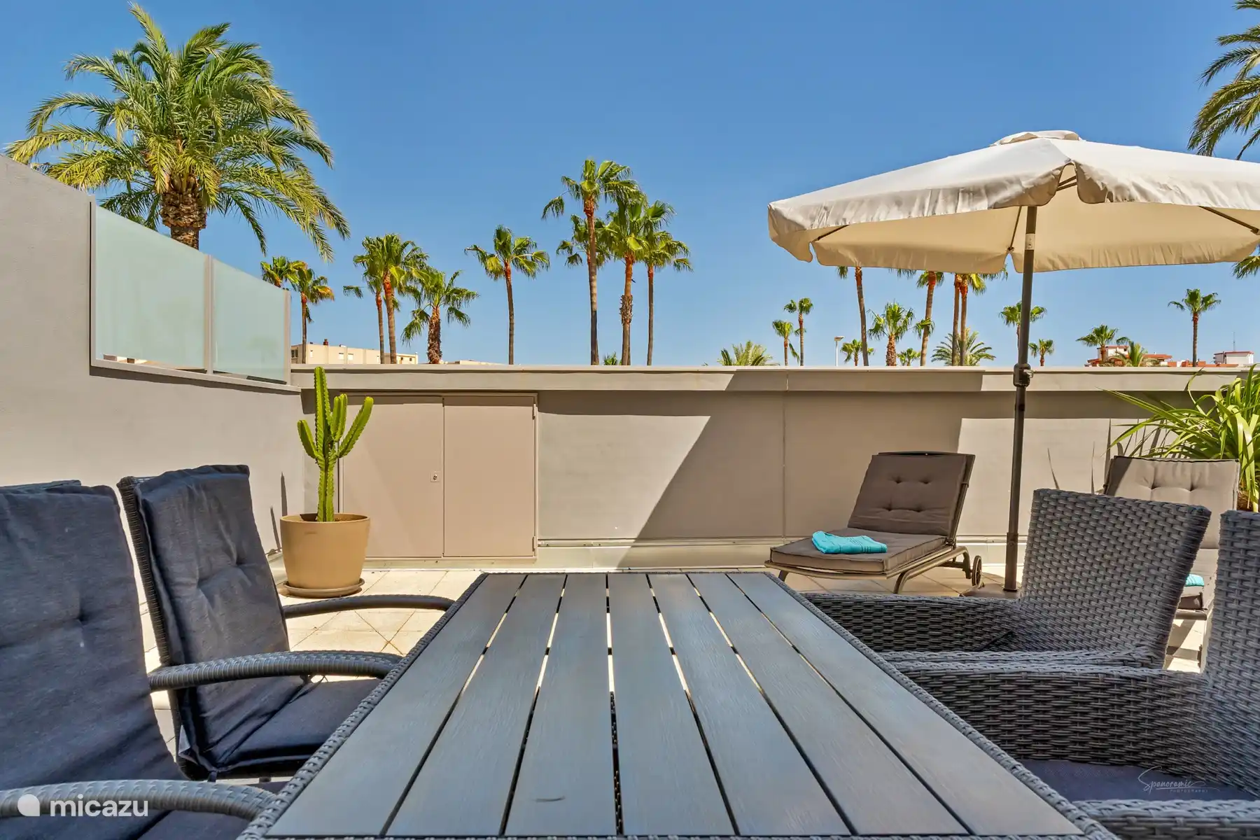 Esstisch für 4 Personen