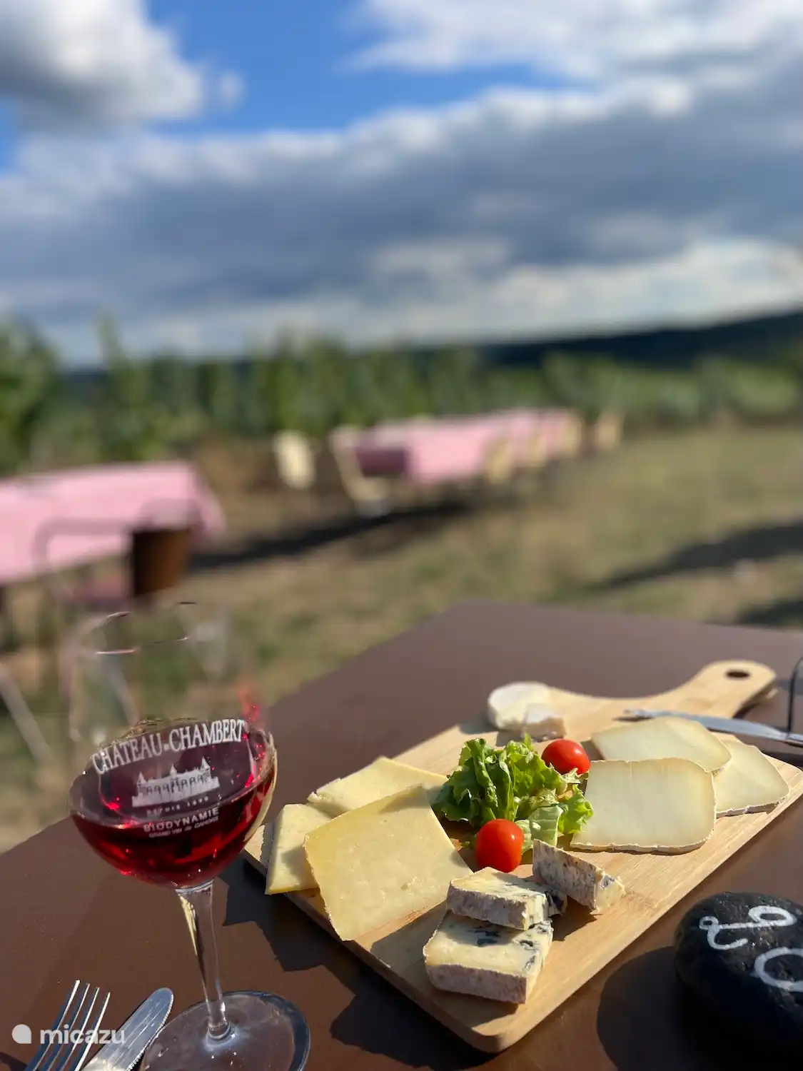 Mittagessen in den Weinbergen von Chateau Chambert