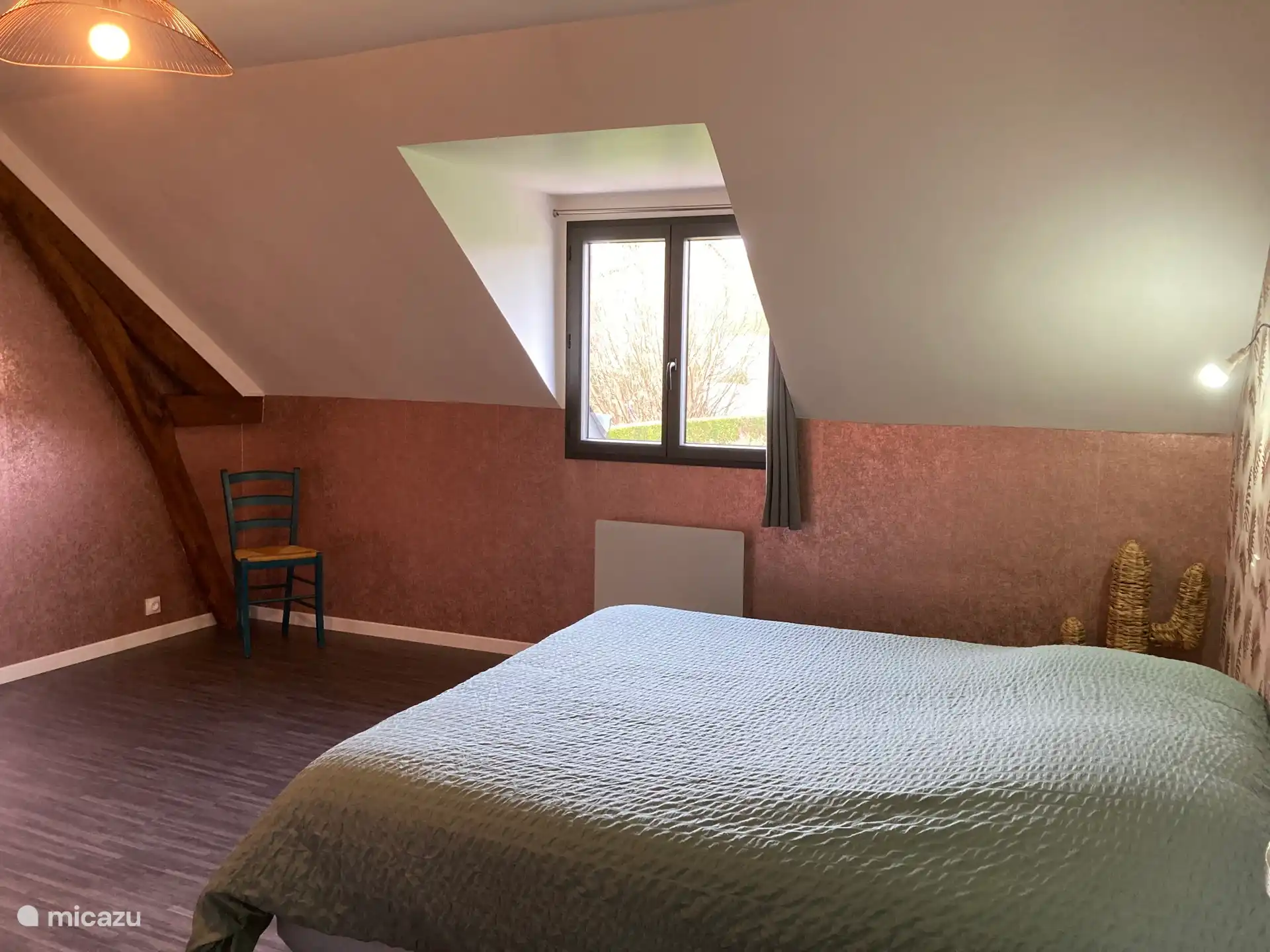 Zimmer Mexiko Bett 180cm breit