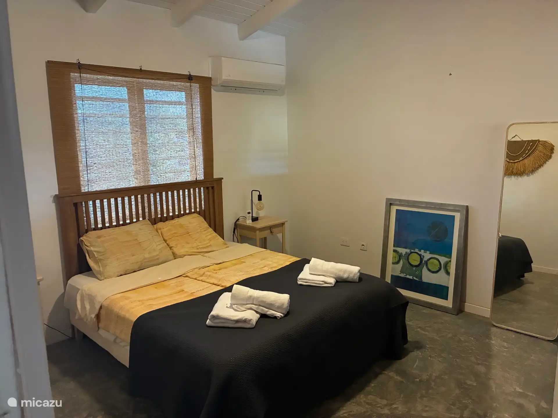 2. Schlafzimmer unten 