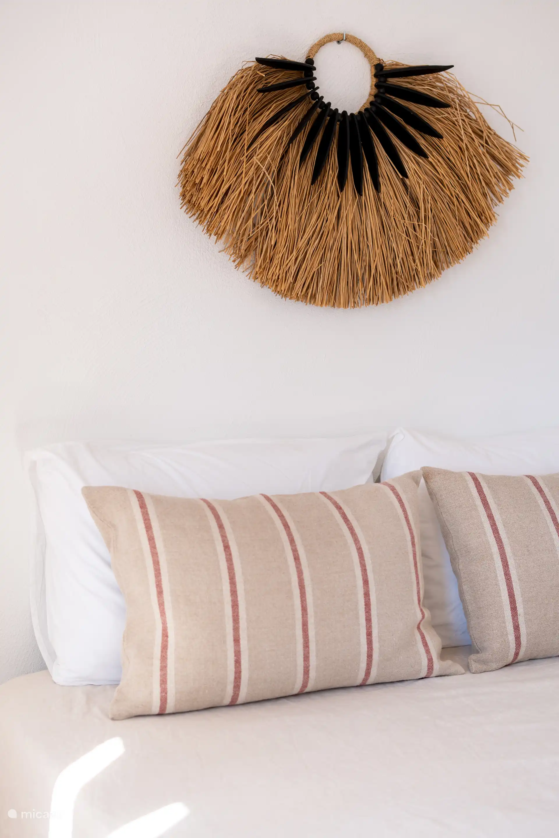 Rust uit terwijl u geniet van de zonsondergang vanuit de secundaire kamer