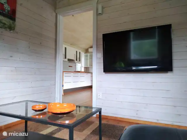 Västertorp - Maison jaune | Suède, Örebro, Lindesberg - bungalow TV avec Chromecast.