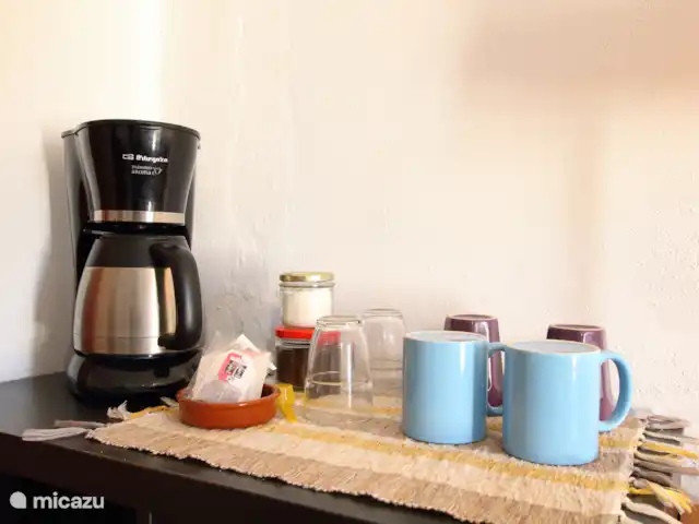 casa vacacional en España, Andalucía, Cortés de la Frontera – Finca La Rana Verde Casas de vacaciones Estación de café y té en El Cuartón