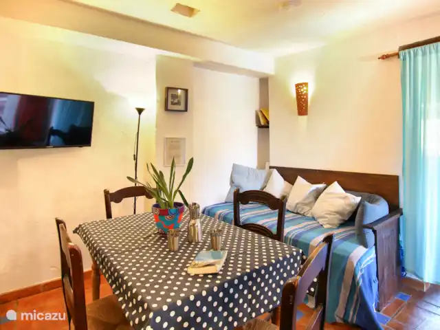 vakantiehuis huren in Spanje, Andalusië, Cortés de la Frontera – Finca La Rana Verde Vakantiehuizen Studio Ana - eethoek