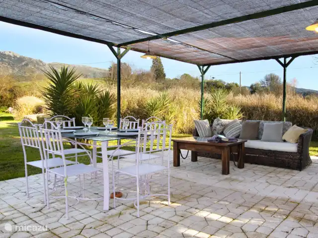 vakantiehuis huren in Spanje, Andalusië, Cortés de la Frontera – Finca La Rana Verde Vakantiehuizen De pergola