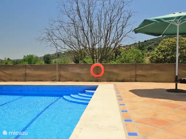 vakantiehuis huren in Spanje, Andalusië, Cortés de la Frontera – Finca La Rana Verde Vakantiehuizen Het zwembad