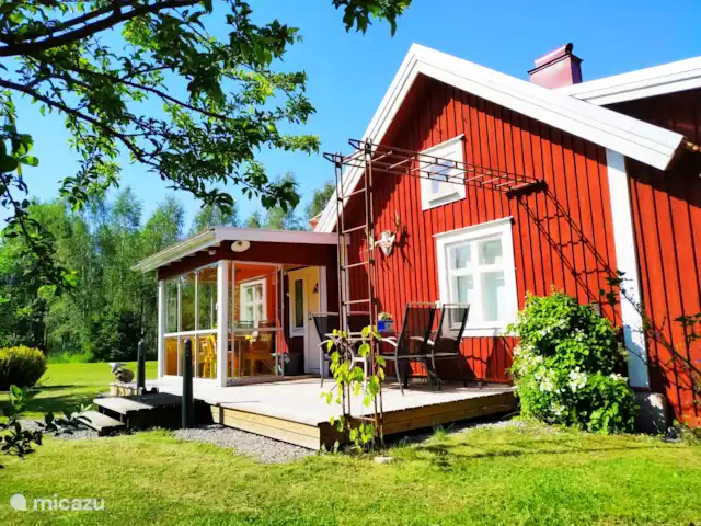 Maison rouge Västertorp | Suède, Örebro, Lindesberg - bungalow terrasse pour