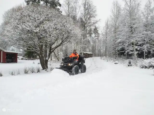 Maison rouge Västertorp | Suède, Örebro, Lindesberg - bungalow Chasse-neige
