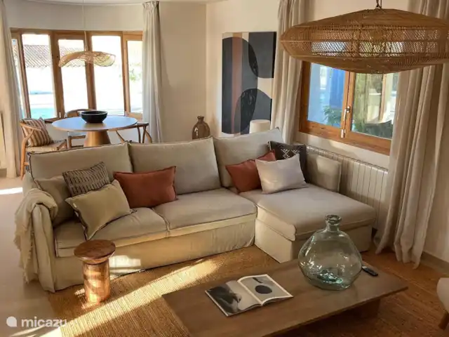 Villa Costa Palma | Espagne, Costa Blanca, Benissa - villa Le salon confortable avec de beaux détails.