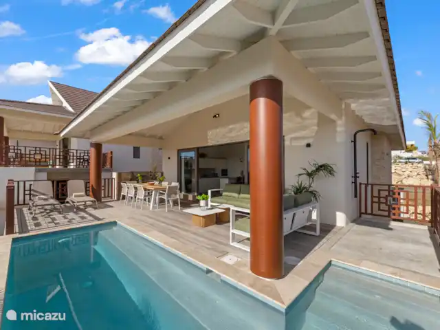 Villa Jazmyn 31 Blue Bay Resort | Curaçao, Curaçao-Centre, Blue Bay - villa Profitez de l’extérieur sur ce porche.